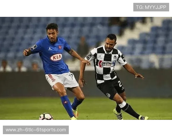 足球比赛中的精准定位与快速进攻